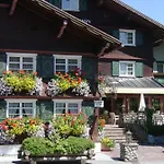 Schedlers Loewenhotel-garni 3*