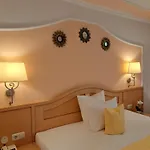 Schedlers Loewenhotel-garni 酒店 阿尔贝施文德