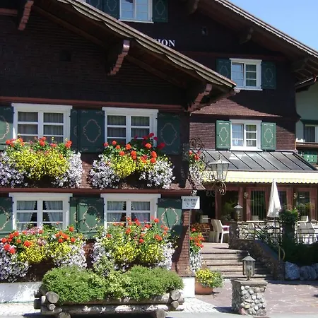 Schedlers Loewenhotel-garni 3*