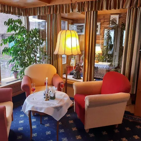 Schedlers Loewenhotel-garni Hotel 3*