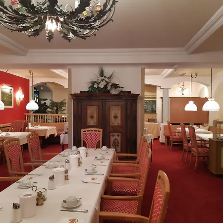 Hotel Schedlers Loewenhotel-garni 3*