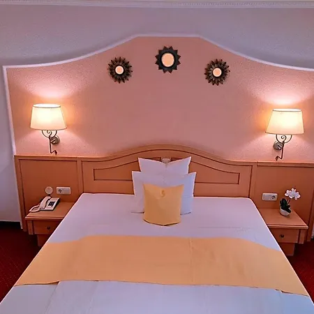 Schedlers Loewenhotel-garni 3*