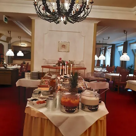 Schedlers Loewenhotel-garni Hotel 3*